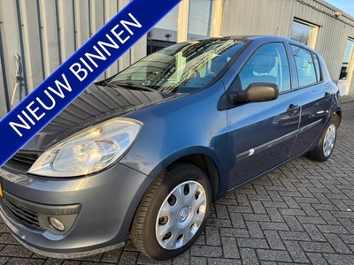 Renault Clio 1.2-16V Special Line (bj 2008)