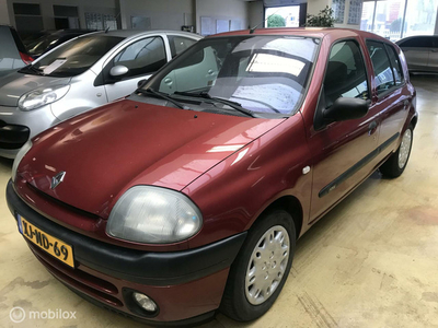 Renault Clio 1.6 RN