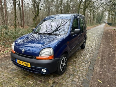 Renault Kangoo 1.4 Privilège automaat (bj 2003)