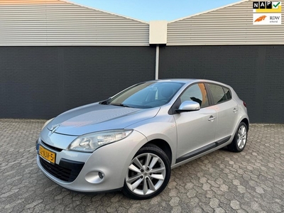 Renault Mégane 1.6 Celsium, NAVIGATIE, CLIMA, CRUISE, NAP