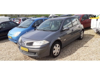 Renault Mégane 2.0-16V Business Line Zeer lux,s Airco cv