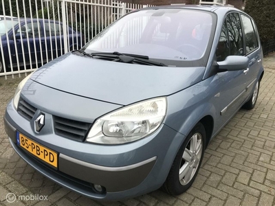 Renault Scenic 1.6-16V Dynamique Comfort