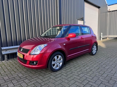 Suzuki Swift 1.3 Exclusive AutomaatKeylessAircoRijklaar