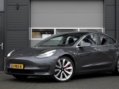 Tesla Model 3 Performance 75 kWh 462pk | 1e Eigenaar | Panoramadak | Autopilot | Brembo | 20'' Velgen | Cruisecontrol Adaptive | NL Auto |