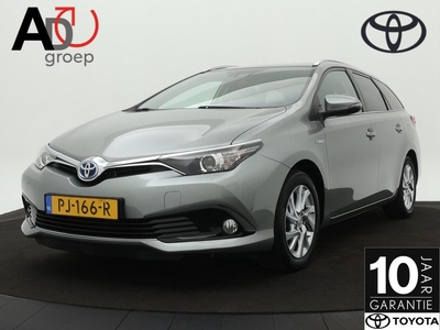 Toyota Auris Touring Sports 1.8 Hybrid Dynamic Go