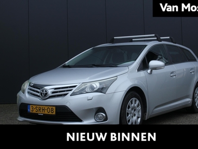 TOYOTA AVENSIS Wagon 1.8 VVTi 146 Pk Comfort | Navigatie | Achteruitrijcamera | Climate Control | Verwarmbare Voorstoelen | Cruise Control | Trekhaak |