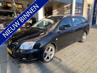 Toyota Avensis wagon 1.8 VVTi Linea Luna (bj 2005)