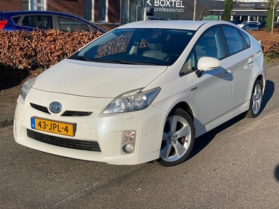 Toyota Prius 1.8 Executive Parelmoer/Dealer Onderhouden/NAP