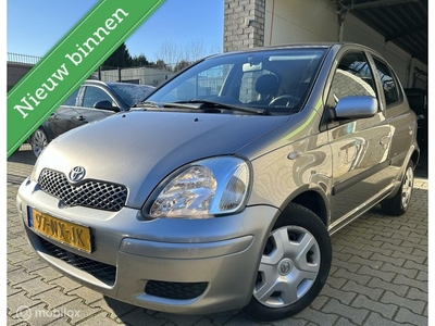 Toyota Yaris 1.3 VVT-i Sol / 5DRS / Dealer onderh. / N.A.P