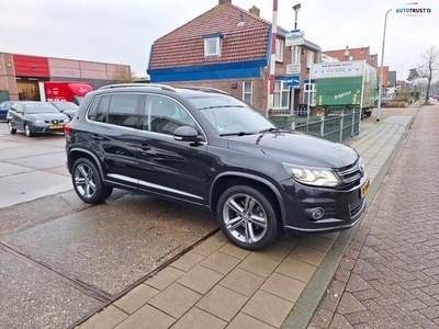 Volkswagen Tiguan 2.0 TSI 4Motion Highline Automaat Leder