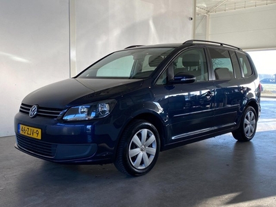 Volkswagen Touran 1.2 TSI Navi Cruise PDC Trekhaak NL-auto