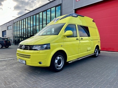 Volkswagen Transporter 2.0 T5 Diesel L2H2 Ambulance