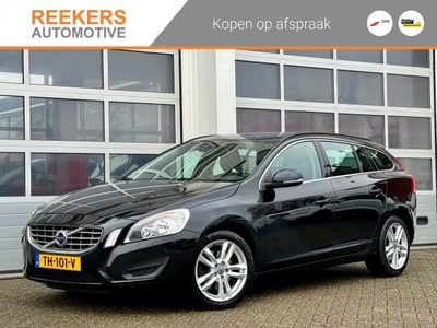 Volvo V 60 2.0 D4 SUMMUM 5-CIL AUT. Navi Pdc Trekhaak DB-riem vv!