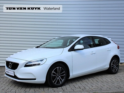 Volvo V40 1.5 T2 Polar+ Automaat / Verwarmbare voorruit /