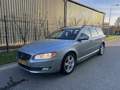 Volvo V70 1.6 D2 Kinetic / AUTOMAAT / NAVI / AIRCO / CRUISE