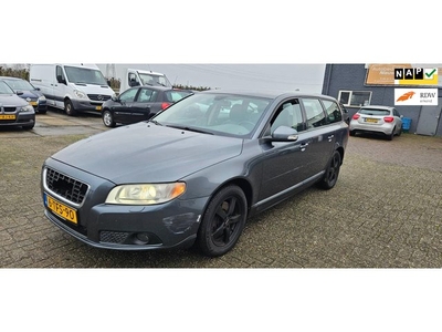 Volvo V70 2.4 D5 Summum Automaat Navi