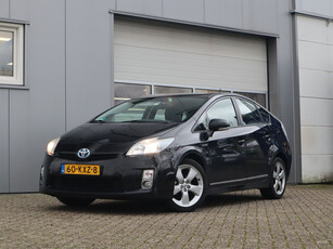 Toyota Prius 1.8 Dynamic / Leder / Trekhaak / APK 06-01-2026