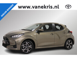 Toyota Yaris 1.5 Hybrid 115 First Edition, LED lampen, Draadloos Apple Carplay/Android, Verwarmen/verkoelen op afstand, 16