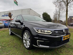 Volkswagen Passat 1.4TSI GTE HIGHLINE/PANO/HLEER/ACARPLAY/XENON/NAVI