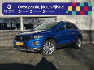 Volkswagen T-roc 1.5 TSI Automaat Style Business - ParkeerCamera Stoelverwarmin