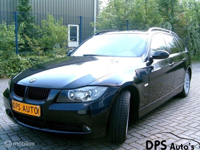 BMW 3-serie Touring - 318d Executive VOL LEER DVD SPELER