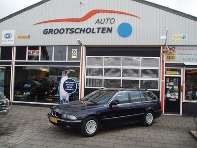 BMW 5 Serie 2.5 I 523 TOURING AUT Executive (2000)