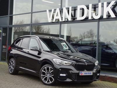 BMW X1 xDrive25e M Sportpakket Pano.Dak Camera Memoryzetels