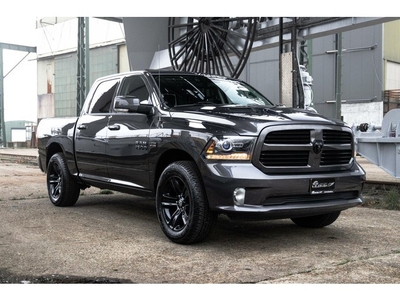 Dodge RAM 1500 Sport Lage bijtelling Black Edition 5.7 V8