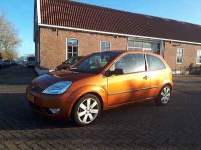 Ford Fiesta 1.6-16V First Edition APK tot 7-12 2019 (2004)