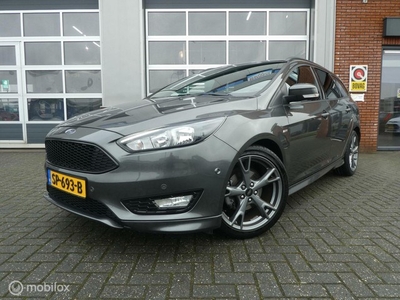 Ford Focus Wagon 1.0 ST-Line