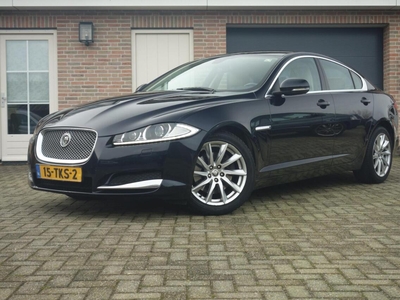 Jaguar XF 2.2D sedan navi-leer-clima-lmv-pdc, sedan, bj 2012