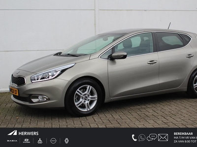 KIA CEE D 1.6 GDI BusinessLine / Eerste Eigenaar / Dealer Onderhouden / Trekhaak Afneembaar 1400 KG / Navigatie / Achteruitrijcamera /, hatchback, bj 2015