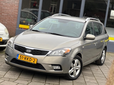 KIA CEE D Sporty Wagon 1.4 CVVT Seven, stationcar, bj 2011