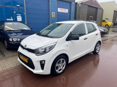 KIA Picanto 1.0 CVVT Economy 2017 Nw model - Nwe APK EURO 6 Dealer auto. Geen airco, wel AUX en USB, Radio/CD speler, 1e eigenaar met boekjes., hatchback, bj 2017