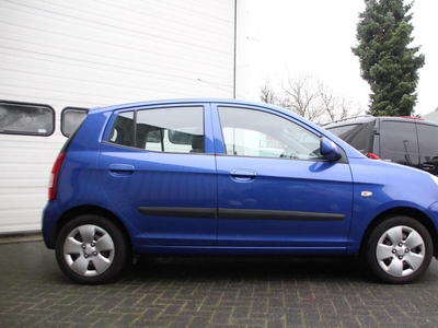 KIA Picanto 1.0 LXE e koppeling en Dist.riem 4 seizoenen banden, hatchback, bj 2007