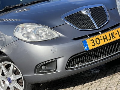 LANCIA YPSILON 1.4 Oro - HEMELVAART PRIJS €1.995,-