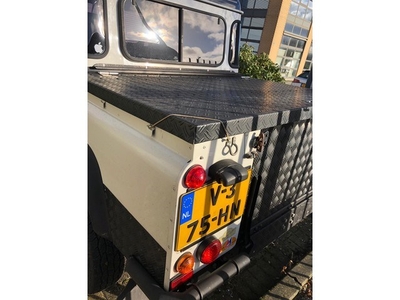 Land Rover Defender 2.5 Td5 110