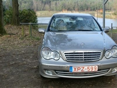 Mercedes-Benz C200 CDI Elegance ( FACELIFT