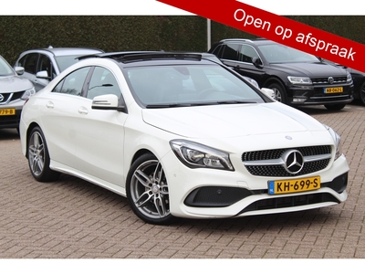 MERCEDES CLA-KLASSE 180 Ambition / Panoramadak / Sfeerverlichting / Navigatie / Parkeerhulp V+A / Dodehoek / Cruise Control