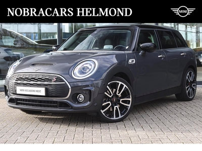 MINI MINI Clubman Cooper S Chili Automaat / Panoramadak / Active Cruise Control / Park Assistant / LED / Head-Up / Harman-Kardon / Comfort Access