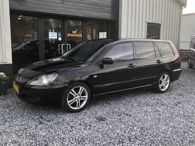 Mitsubishi Lancer Station Wagon 1.6 Sport