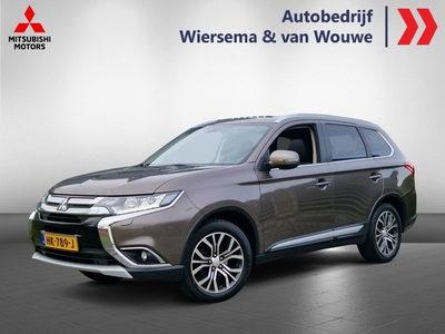 MITSUBISHI OUTLANDER 2.0 INSTYLE 7-PERS AUTOMAAT SCHUIFDAK | LEDER | TREKHAAK VERKOCHT