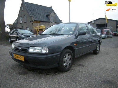 Nissan Primera 2.0 LX SEDAN UITVOERING