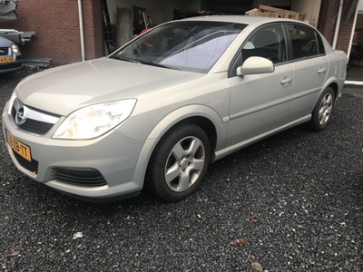 Opel Vectra 1.8-16V Comfort (2007)