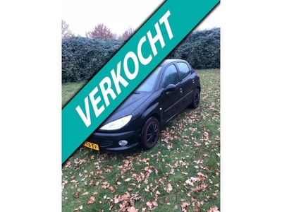 Peugeot 206 1.4 XR NAP/NWE APK/NETTE AUTO/DB RIEM VERVANGEN