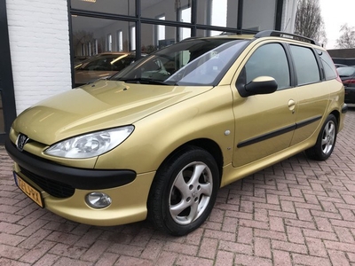 Peugeot 206 SW 1.6-16V XS (bj 2003)