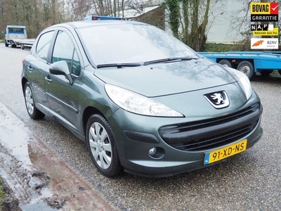 Peugeot 207 1.6 VTi XT Schade voertuig