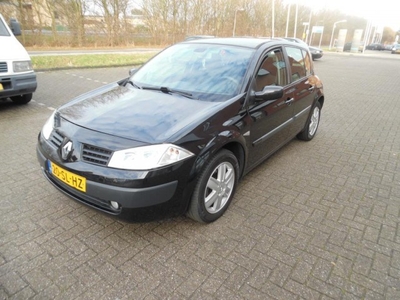 Renault Mégane 1.6-16V Dynamique Comfort