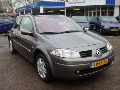 Renault Megane 1.6 16v dynamique luxe PANORAMA DAK