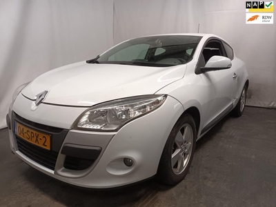 Renault Mégane Coupé 1.5 dCi Dynamique SCHADEAUTO!!